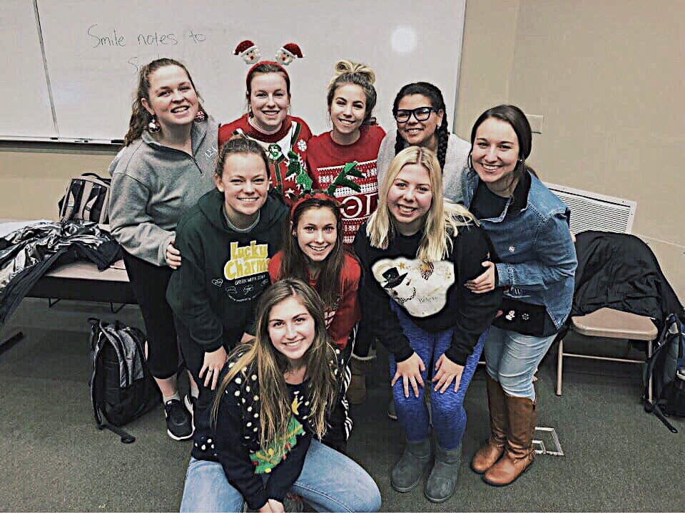 getting through finals week by celebrating the holidays early🎄