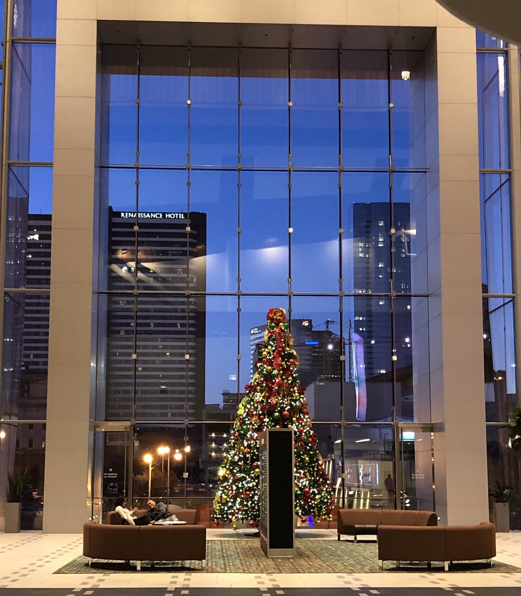 DPMCmeeting's tweet photo. The first day of the Conference concluded with the Welcome Reception in the Sold Out Exhibit Hall - an amazing start to this week! Goodnight #Nashville - we’ll see you in the morning @NashvilleMCC #DMSMS https://t.co/vATNedLrzX