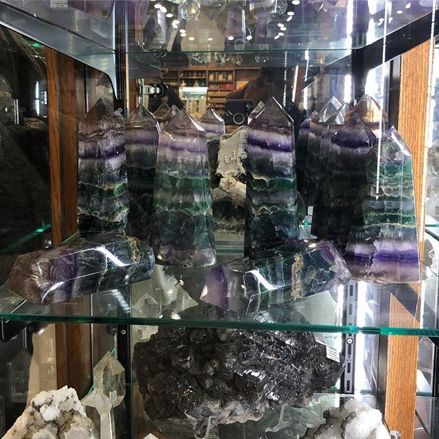 NamasteBookshop's tweet photo. #fluorite #fluoritetower #fluoritetowers πππNAMASTE SHOP @crystaltable @namastebookshopbk
4 West 14th Street New York, New York 10011 (corner of 5th avenue) #namastebookshop #namaste #nycfinds #crystaltable #crystaljewelry #largecrystals #candles #newstore #metaphysical #cry⦠https://t.co/sl5OMgteKl