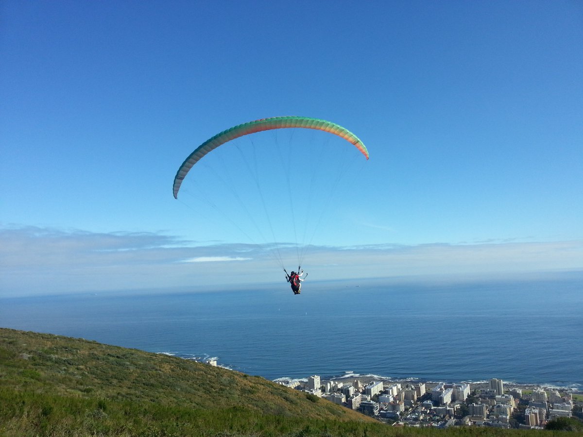 ParapaxSA's tweet photo. Tandem Paragliding from Signal Hill Smooth Sloping Runway - Book Now #ToGetHigh https://t.co/xauZJLDD2c https://t.co/8Qgs22RLmH