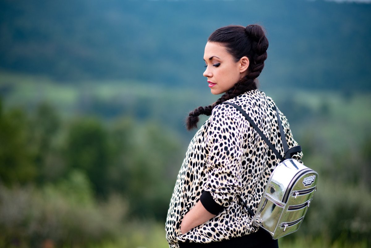 RhiannonRoze's tweet image. I see you streaming my new track... Thanks for having my back. 😘 Keep it up and I’ll announce the music video release date! 😈🎥🔥 linktr.ee/rhiannon.roze Photo by @BCsPhotography1 at @ClustxrFest ℅ @TriFectionEnt @dollskill @BPMsupreme #rhiannonroze #matrixfam #BPMSupreme