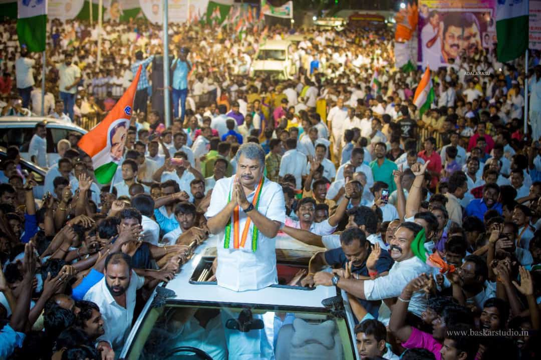 manoj_tmc's tweet photo. Future is ours🔥🇨🇮💪
#MakkalThalapathy iyya
#GKVasan 💞💞💞 https://t.co/p3qmnyqVAj