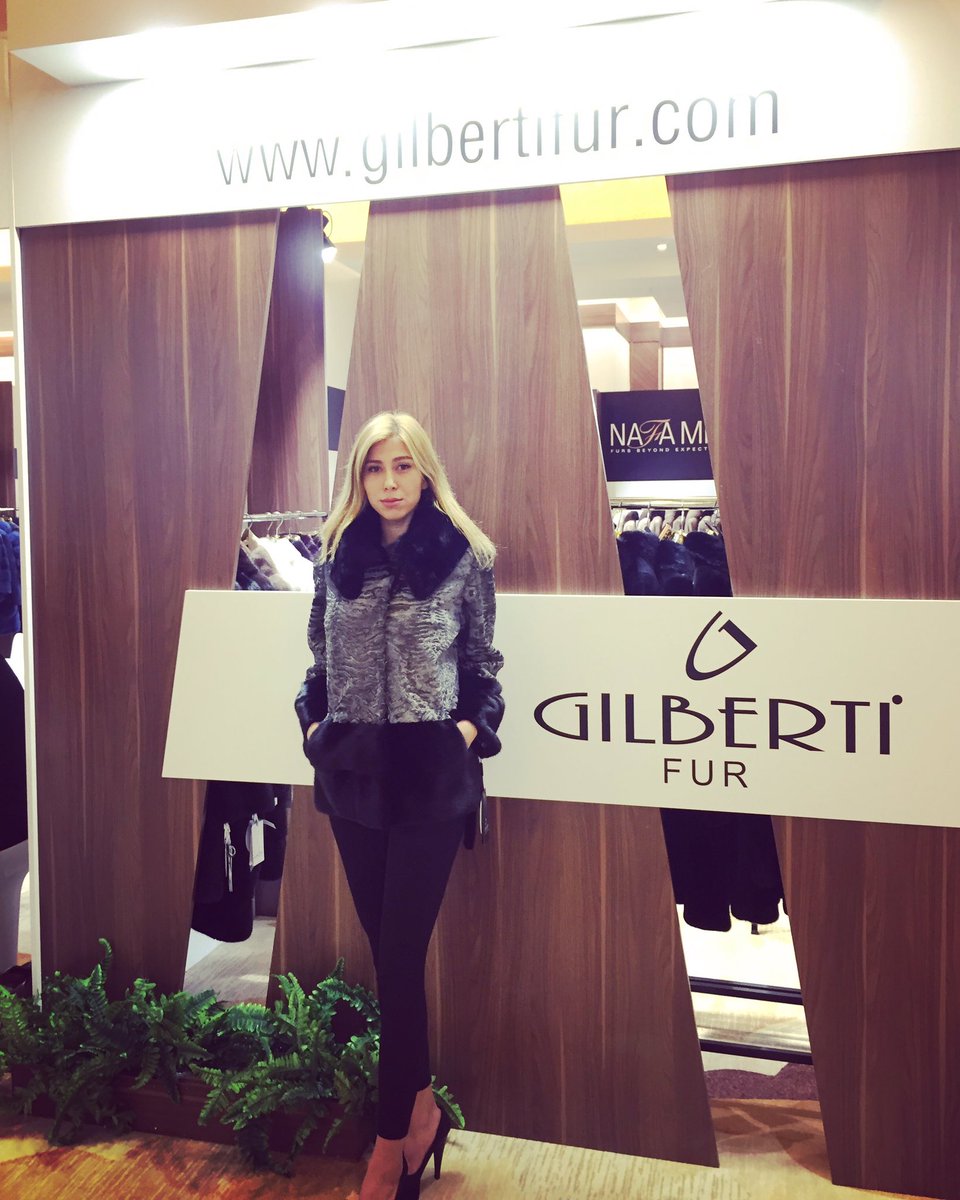 gilbertifur's tweet photo. #gilbertifur #vizon #fur #fox #sable #chinchilla #swakara #shop #istanbul #norka #sobol #bomber #shuba #meh #moskowa #gilbertifur #ceket https://t.co/I1jAl6E9hK