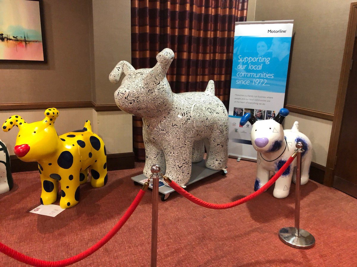 MotorlineDog's tweet photo. Our very own Doodle Dog was snapped up for an amazing £15,000! Well done #MrDoodle for creating such a beautiful piece of art! We are so proud to be part of this fantastic project! @AshfordSnowdogs @PilgrimsHospice #ashfordsnowdogs #findyoursnowdog https://t.co/Z8niPhiynM