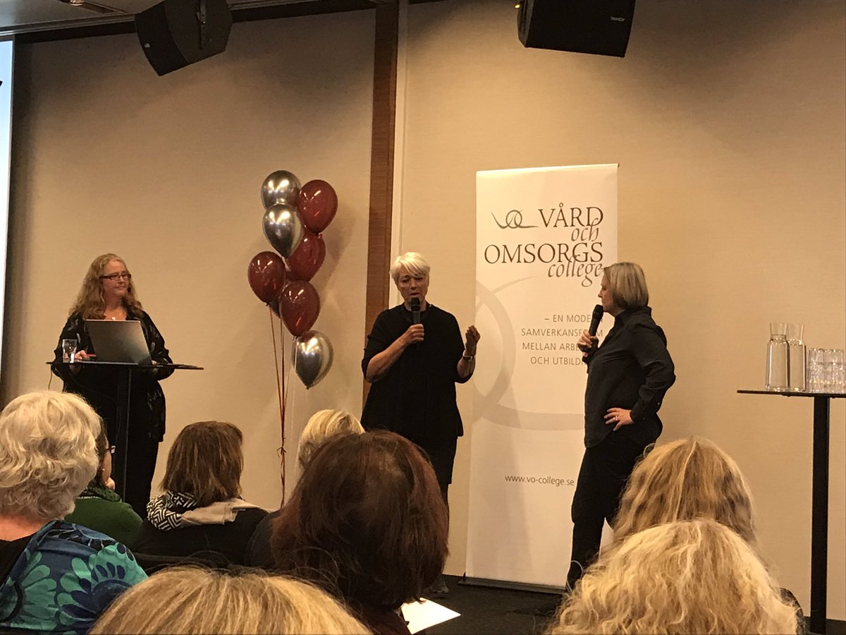 Agneta Jöhnk, Inga-Kari Fryklund och Zenita Cider inleder Jubileumskonfernsen, 10 år med Vård-och omsorgscollege #vårdochomsorgscollege