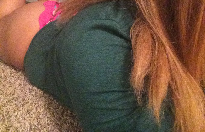 At home pondering 🤔... 🥛🍪🥛🍪🥛🍪🥛🍪 😂😂😂😂😂😂😂😂😂 #almondmilk #nutjuice #Vegetarian #booty #latenightthoughts<a href="/tag/almondmilk"class="tags">#almondmilk</a><a href="/tag/booty"class="tags"><span>#booty</span></a><a href="/tag/latenightthoughts"class="tags"><span>#latenightthoughts</span></a><a href="/tag/vegetarian"class="tags"><span>#vegetarian</span></a><a href="/tag/winter"class="tags"><span>#winter</span></a>