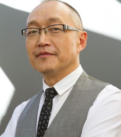 Top500Companies's tweet photo. In celebrating the last decade, we also look into the next. As featured in our upcoming tenth-anniversary edition, here’s @dionchang, founder of @fluxtrends, on the mega-trends that will change the way you live (and think) in the next five years: https://t.co/xGL7HUZpp5 https://t.co/1esijmLVlL