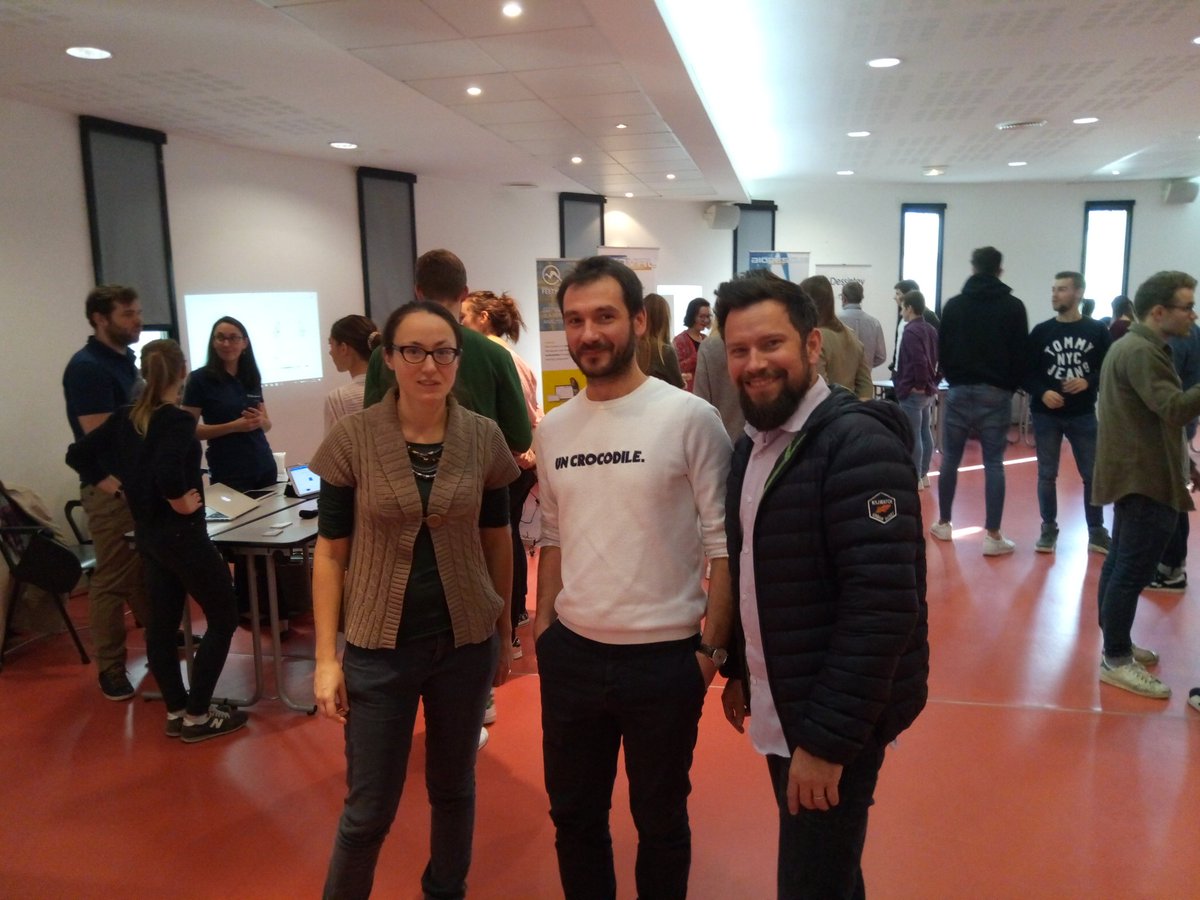 HelierPole's tweet photo. 1er forum de l'#innovation organisé par @IFPEKdoc, en collaboration avec le @HelierPole à destination des étudiants en rééducation. Ils ont pu y decouvrir des solutions telles que @Feet_Me, @dessintey, @K-invent ou #Armeo-Senso. Une belle reussite ! https://t.co/nJf3yyAPvv