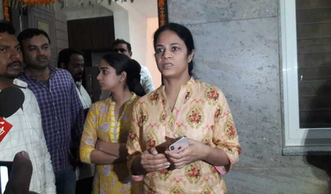 eenadulivenews's tweet image. రేవంత్‌ రెడ్డి అరెస్ట్‌కు నిరసనగా ఆందోళన
bit.ly/2QE6c2W
#RevanthReddyArrest #Congress #TelanganaElections2018 #04122018
మ‌రిన్ని చిత్రాల కోసం క్లిక్ చేయండి