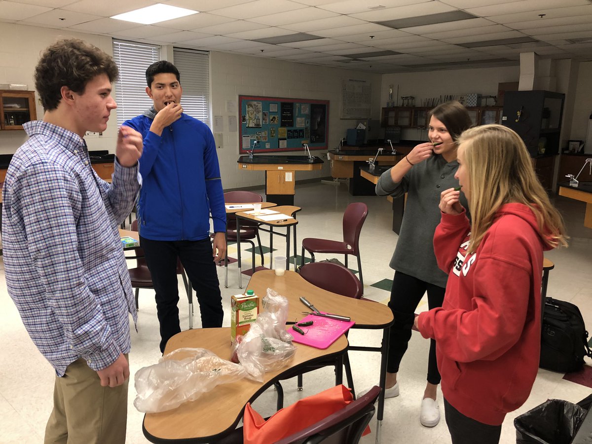 No better way to learn about the Scoville Scale than with some early morning hot pepper tasting! 🌶 #FoodChemistry