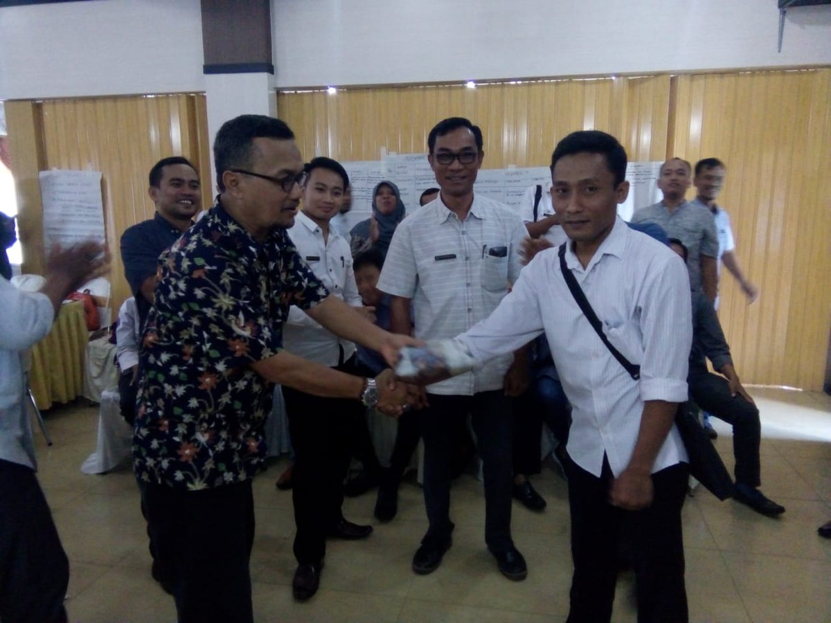 IrPriyonoSadewo's tweet photo. Pelatihan Peningkatan Kapasitas Pendamping Desa Prov. Lampung
29 Nopember - 3 Desember 2018

#ruralEKOnomics2

@EkoSandjojo 
@fachrilabalado
@anwsanusi
@taufikmadjid71 
@tppindonesia 
@tppiLampung
@cik_mashuri https://t.co/Vov0nJEQar