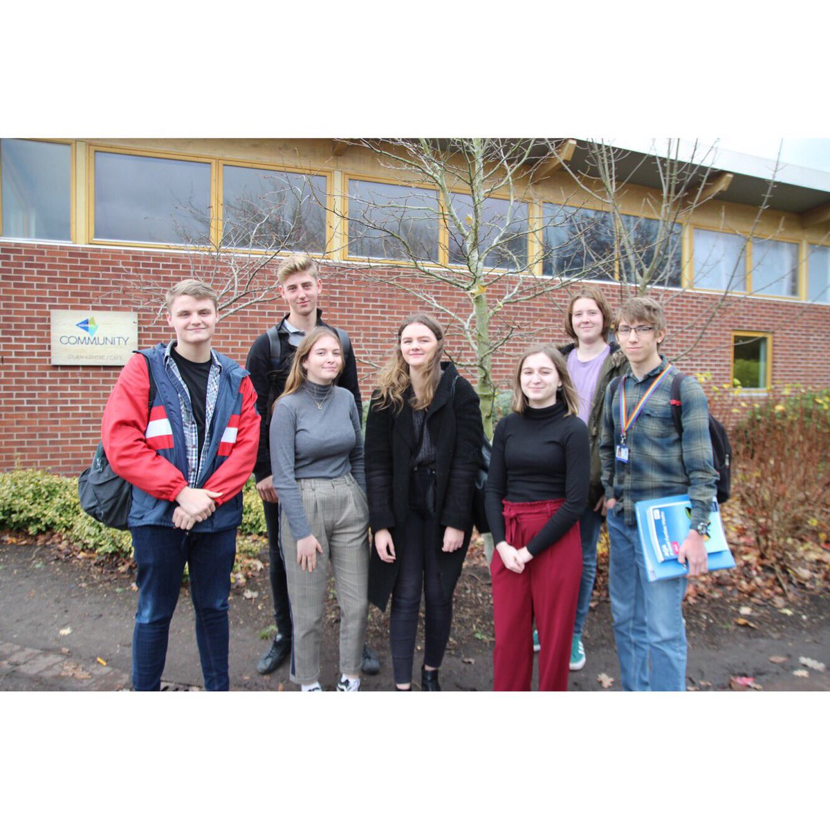 HC6thForm's tweet photo. Good Luck to our Year 13 students who have university interviews this week, we are sure you will do brilliantly! Good Luck!🤞🏼✨ https://t.co/H80XTrWIqy