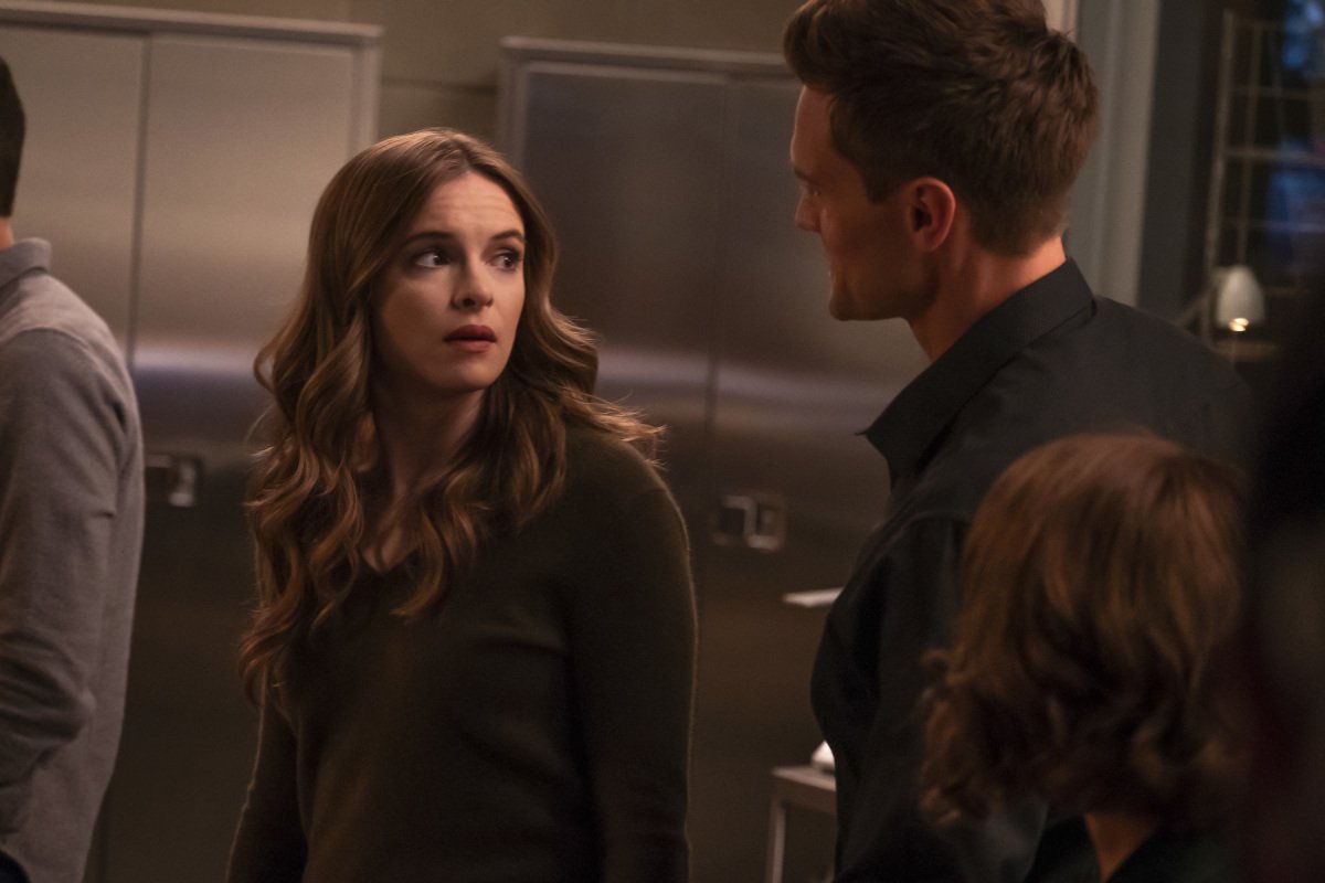 hollyanderson30's tweet image. Finally one of the episodes I have been so excited for #Flash100 "What Past is Prologue" is on tonight...don't forget to tag (definitely a night we want to see them trending) 

#TheFlash #caitlinsnow #Ralphdibny #barryallen #NoraAllen #IrisWestAllen