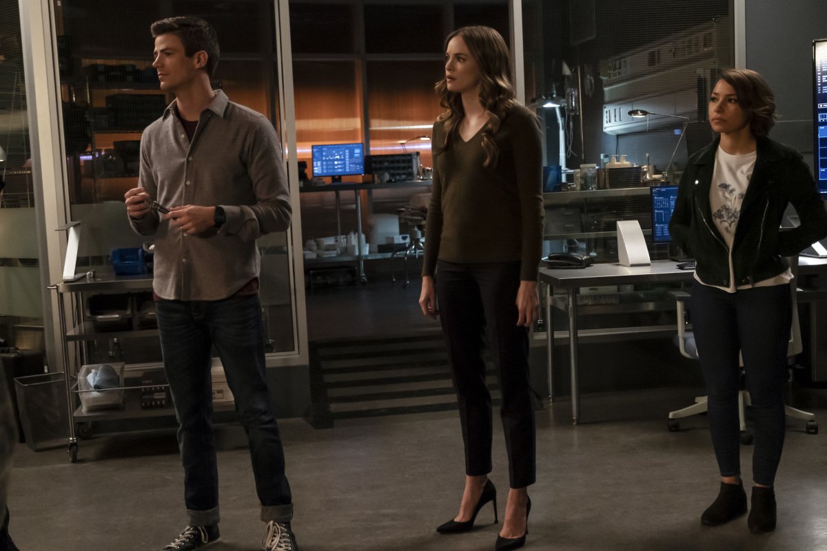 hollyanderson30's tweet image. Finally one of the episodes I have been so excited for #Flash100 "What Past is Prologue" is on tonight...don't forget to tag (definitely a night we want to see them trending) 

#TheFlash #caitlinsnow #Ralphdibny #barryallen #NoraAllen #IrisWestAllen