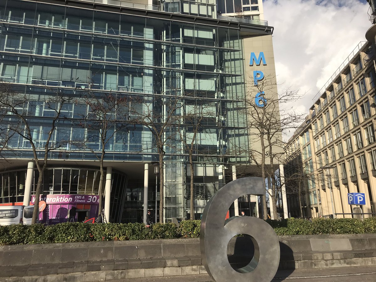 MarcoBrenner1's tweet photo. #Ankertag der ServiCon in Köln mit spannenden Themen rund um die #Digitalisierung bei Verbundgruppen im #Mittelstand! #SIMSme Business ist als #DSGVO-konforme #Kommunikationslösung mit dabei! https://t.co/B671Ja1Rnn