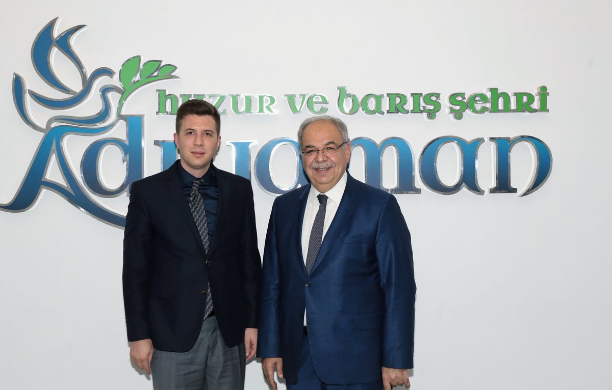 AdiyamanBelTR's tweet photo. Tut İlçe Kaymakamımız Sayın Yunus KIZILGÜNEŞ, Başkanımız F.Hüsrev KUTLU'yu Makamında Ziyaret Etti. https://t.co/kYonKjSNhX