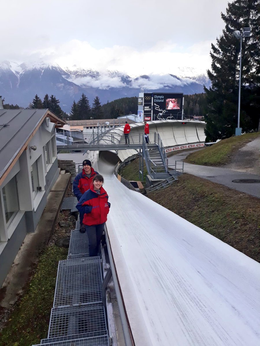 ArmyLuge's tweet photo. Huge thanks to our medical cover on Ex Racing Ice - two nurses from @DMS_DMGNorth #luge #icesports #noviceweek #exracingice #medcover #nurse https://t.co/Wltymnz8Kz