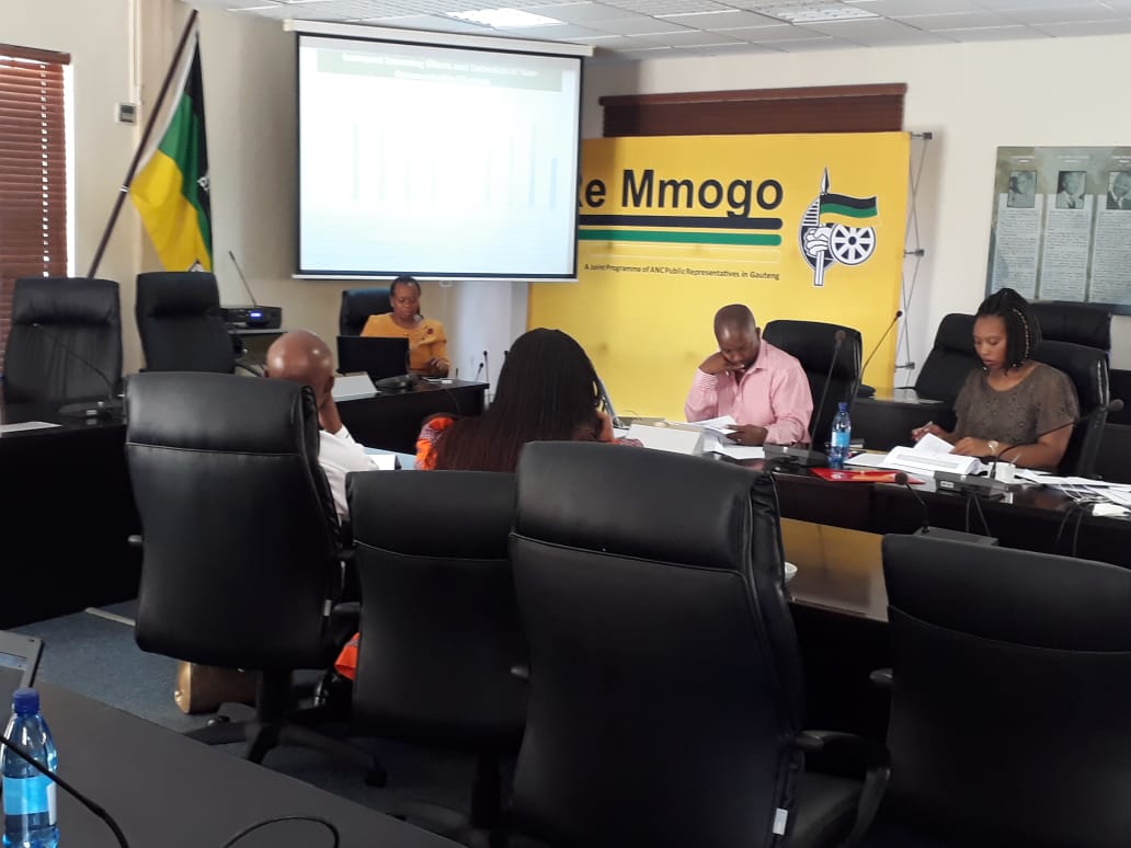 DrGwenR's tweet photo. Deployed by the ANC to deliver the best services to our people. We strive for excellence and quality service delivery at all times #EndOfTermReport https://t.co/Gw2vCMM45V