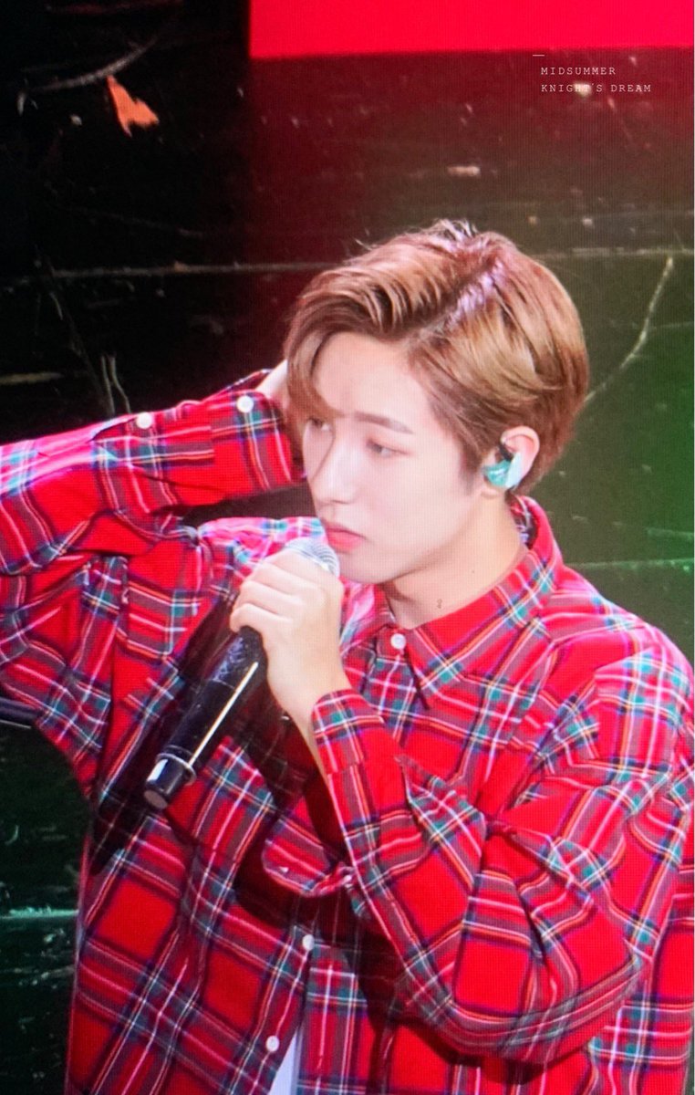 midsummer323813's tweet photo. 181204 Dreamshow preview
#런쥔 #RENJUN
#NCT_DREAM_SHOW https://t.co/5EB851hBOd