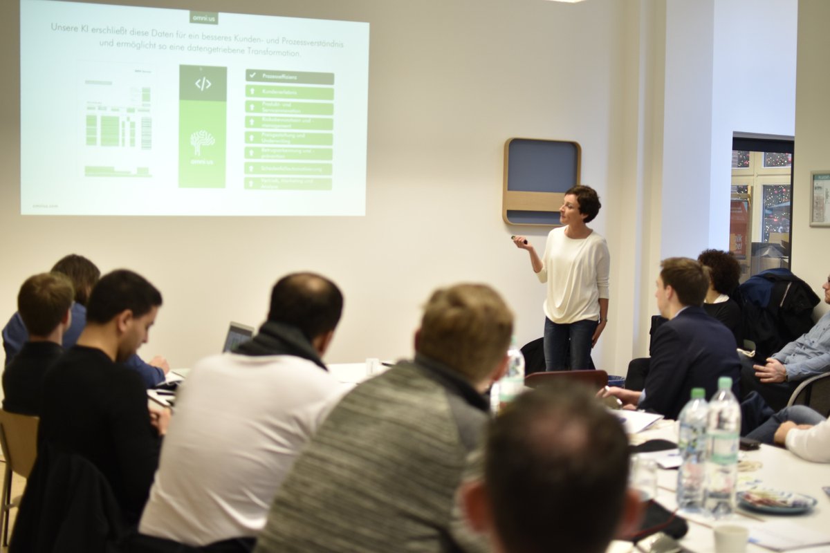 kotaknaren's tweet photo. RT @SofieQuidenus: RT @omniusHQ: We are really excited to be hosts of the today's #innovationjourney and debate the #trends & #innovations of the #insurance world with great professionals. #digitization #AI #innovation #insurlab @InsurLabDE https://t.co/ys88fl4Dw8