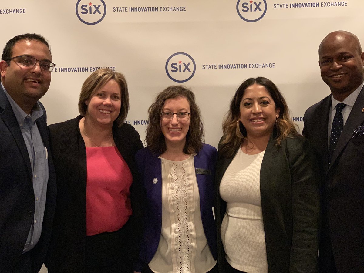SpeakerWelchIL's tweet photo. The Illinois Delegation is ready to fight for a strong, progressive agenda in 2019! Let’s get it done! Thanks @stateinnovation! #Six2018 #SixConference https://t.co/QcglU3G7Sr