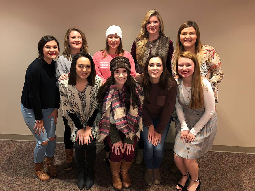 APPanhellenic's tweet photo. As we reminisce this past year, we want to say thank you to the 2018 Panhellenic Executive Board! We are so grateful for what you all have accomplished this past year! ♥️ #apsupanhellenic https://t.co/J0cvYb7jGi