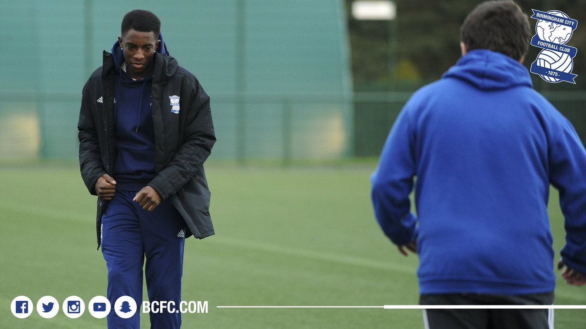 BCFC's tweet image. 😎 @MrWesleyHarding, @BezLubala and @CharliieLakin took time out to join in with the Blues Community Trust Disability team’s training session yesterday as part of the EFL’s Day of Disabilities. ⚽️

#BCFC