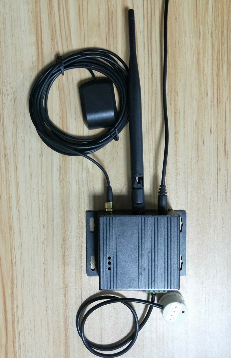 JT_IoT's tweet photo. LoRa gateway and LoRa dut,lora dut support rs232/rs485/gps/mems 3d,We are about to complete the lab test and sell it online. #RaspberryPi #sx1301 #acsip #ttn #cayenne https://t.co/KyXLlQwp3X