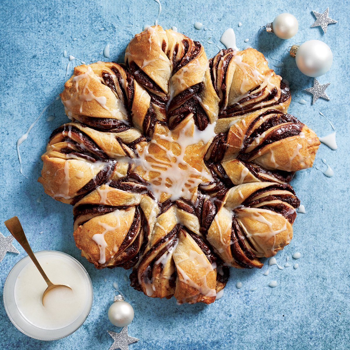 DrOlsen314's tweet image. This looks like a cross-curriculum math-cooking lesson! #SpatialVisualization is the special sauce (it can be learned) which helps in math learning. #symmetry is the timeless beauty of #art and #math. #iteachmath communitytable.parade.com/688684/communi…
