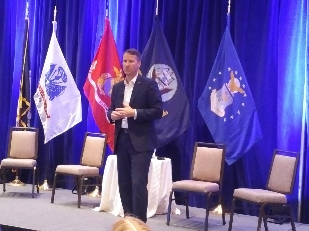 WatermanReports's tweet photo. "We are aligned as never before," USAF deputy #CIO Bill Marion @Marion_CIO Tells @AFCEANOVA #AFITDay #AirForceITDay touting cooperation on IT within the Sevice and between USAF and other service branches https://t.co/d9hirbG5yf