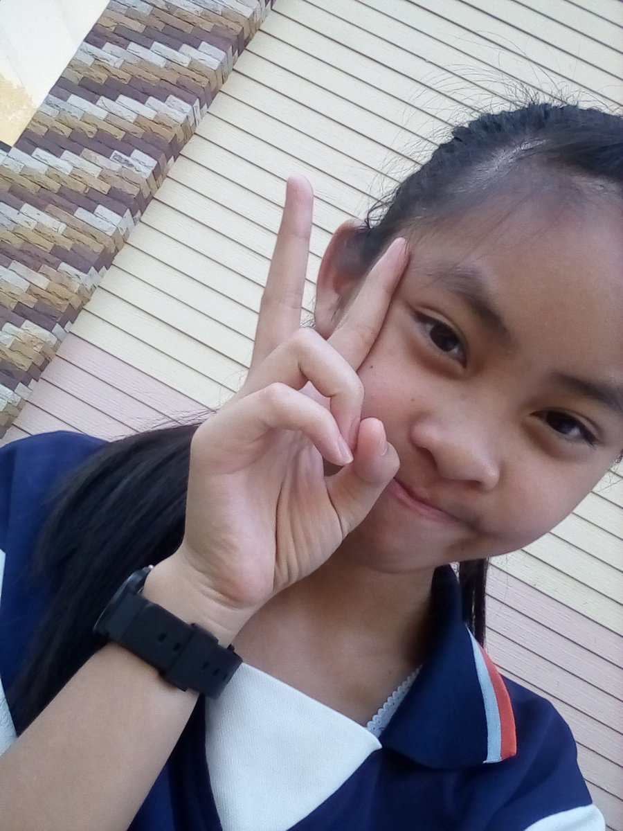 Patarasiri's tweet photo. เลิกเรียนแล้ว สำหรับวันนี้🙂🙂
#พรุ่งนี้สอบคร้าาาา😫😫😫 https://t.co/MDinUPtzp3