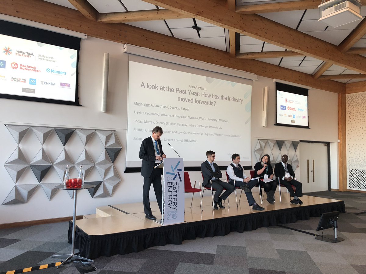 dominie_roberts's tweet photo. Kicking off this years’ Battery and Energy Storage 2018 event with a Recap panel kicking off day 1 with speakers from @FaradayInst @wmgwarwick @infonetics @westernpowerwa @from_E4tech #BEstorage https://t.co/7BZfCSpWDA