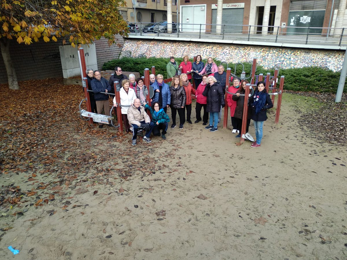 Els usuaris i infermeres del #capprimerdemaig i el #capdecappont han matinat per activar-se a l'aire lliure amb #espailudicidesalut. Gràcies a tots per contribuir en la prevenció! <a href="/LappsetGroup/">Lappset Group</a> <a href="/DiputacioLleida/">Diputació de Lleida</a> <a href="/mmercelavega/">M.merce</a> <a href="/apicslleida/">AP ICS Lleida</a>