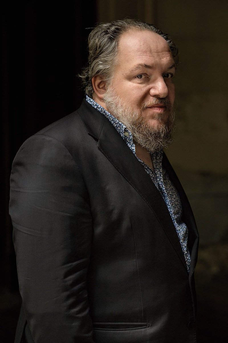 The novelist Mathias Énard reimagines the Renaissance, in his counterfactual history novel “Tell Them of Battles, Kings, and Elephants." nyer.cm/cnCSkLr