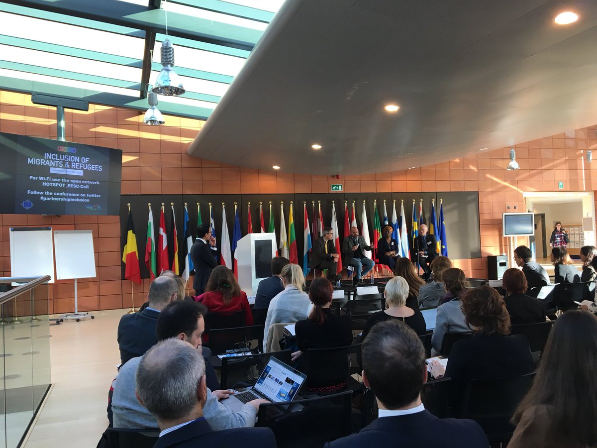 Lefteris Papagiannakis talking about undocumented migrants “people are people what ever their legal status is” (...) the cost of not helping them is higher” #PartnershipInclusion