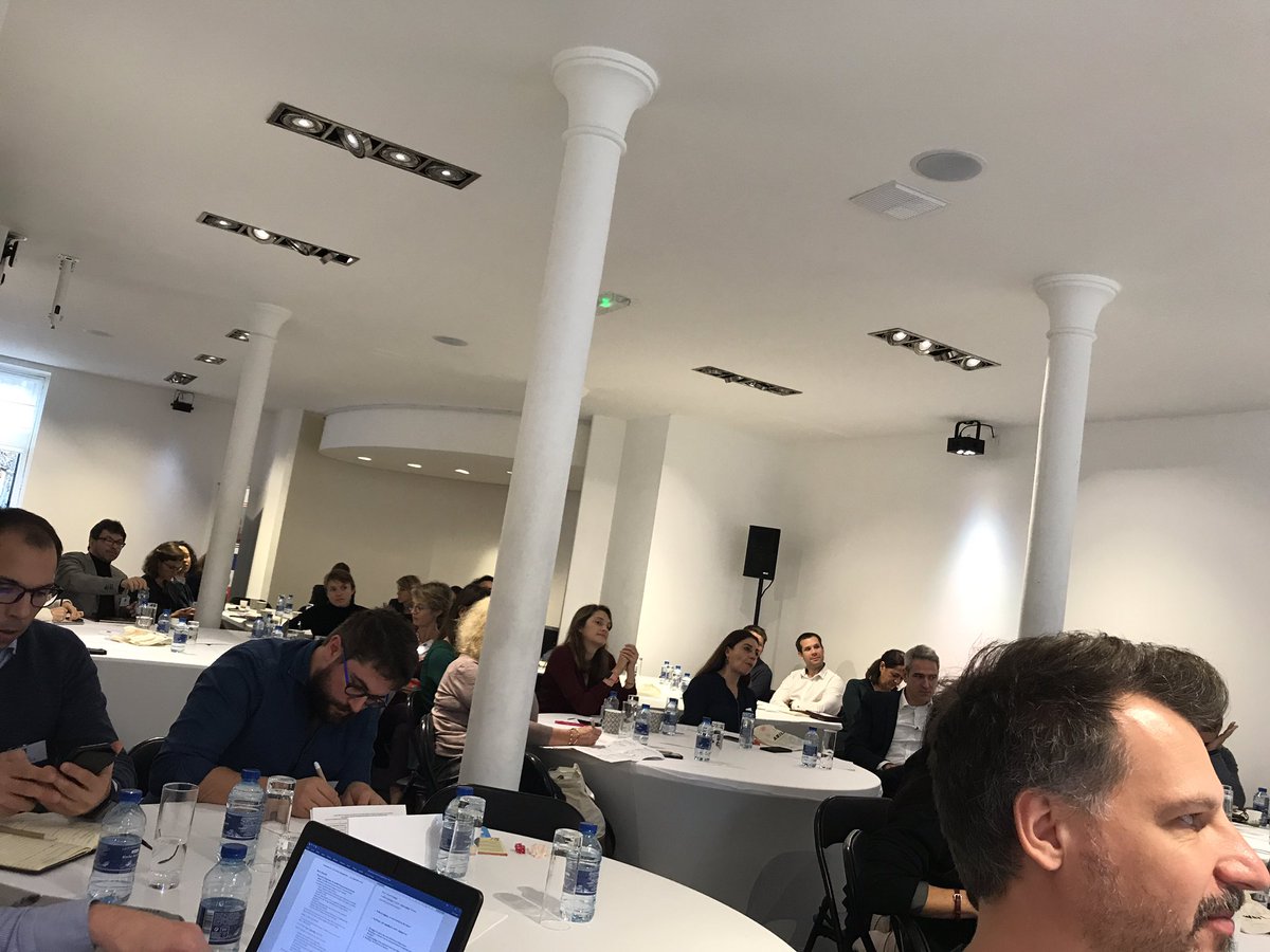 sibueta's tweet photo. L’an prochain, une intervention de @MatthieuBuet au #pim #shakeyourManagement pour expliquer comment être à son meilleur en tant que manager ? « Be at my Best » et prendre conscience de son « Me It Us » (et non pas « me eat us »... 😂😂😂) cc @Inprincipo @_MarionAubry https://t.co/HasY9wlDml