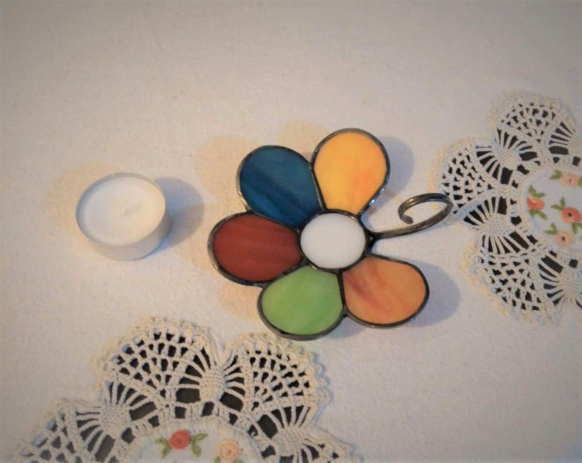 nurcindize1's tweet photo. #chrismasgift #homedecor #chrismas #tabledecor #livingroomdecor #giftforlover #giftformother #candleholder #stainedglasscandleholder #bedroomdecor #livingroomdecor
 #valentinesday #etsy #etsysale #etsyfinds #homeandliving #homedecoration #handmade #giftforher #stainedglass #art https://t.co/CS0s56ALcD