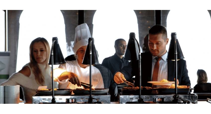 ¿Cómo elegir un buen vino en un restaurante?
El vino es el mejor acompañante al asistir a un restaurante ya que es el primer punto de encuentro con la otra persona. 
En nuestro blog te contamos los mejores trucos para que esta decisión sea la correcta.
👉 bit.ly/2qVj8mC