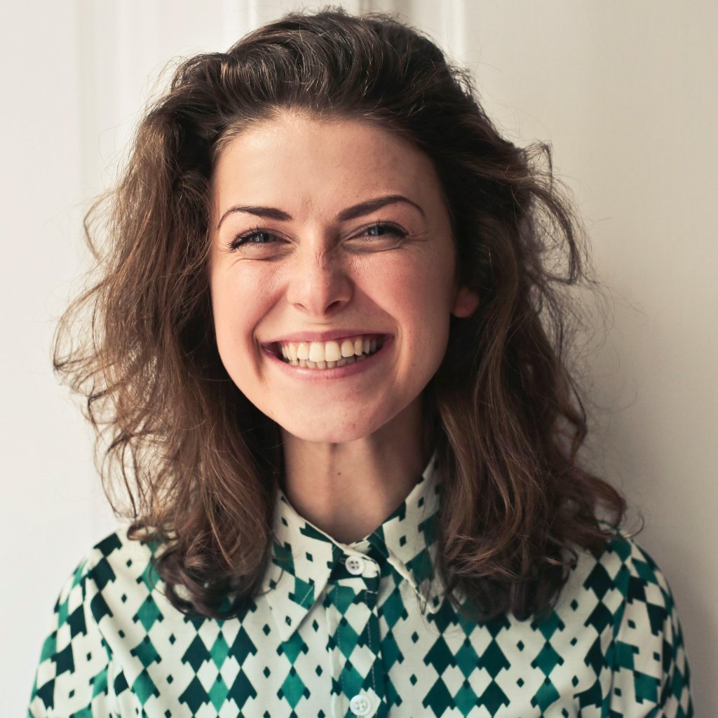 MidlandsSmile's tweet photo. Keeping your teeth clean and healthy is important to ensure they have a lasting lifespan. Check out our 20 top tips to maintain healthy teeth and gums: https://t.co/kedpzpWajN #Dental #tips #Smile #MSC #Birmingham https://t.co/w2l5e4PPCx
