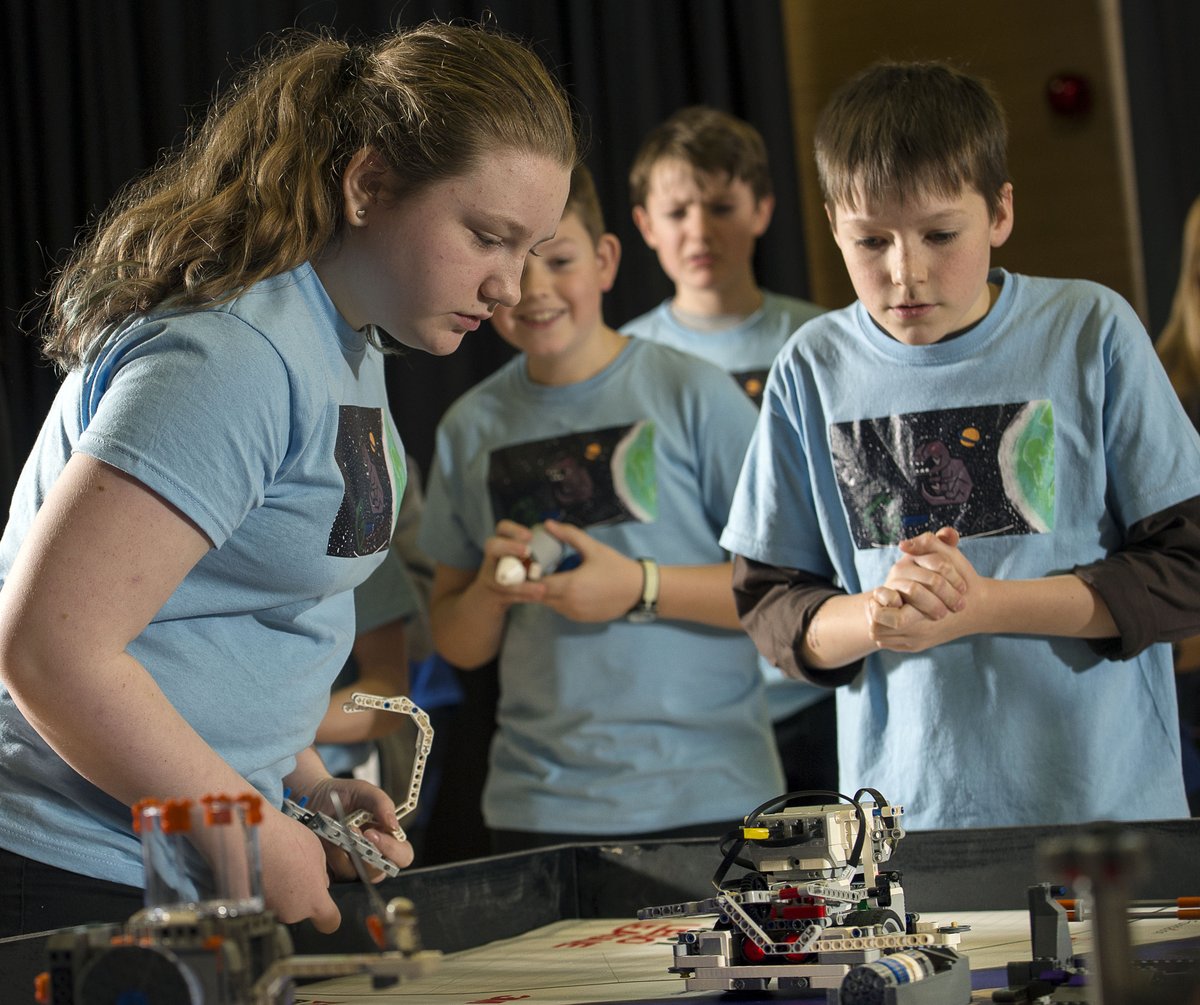 UHI_Inverness's tweet photo. FANTASTIC day at the @FLLUK tournament at @IC_UHI on Sat with @ESPScotland and @IET #firstlegoleaguescotland #firstlegoleague #intorbit Great work teams, including @mywowscotland @KingussieHigh @LochaberHigh & @invernesshigh & judges @MottMacDonald @CapgeminiUK @GaelForceGroup https://t.co/Yb4TpFoYYC
