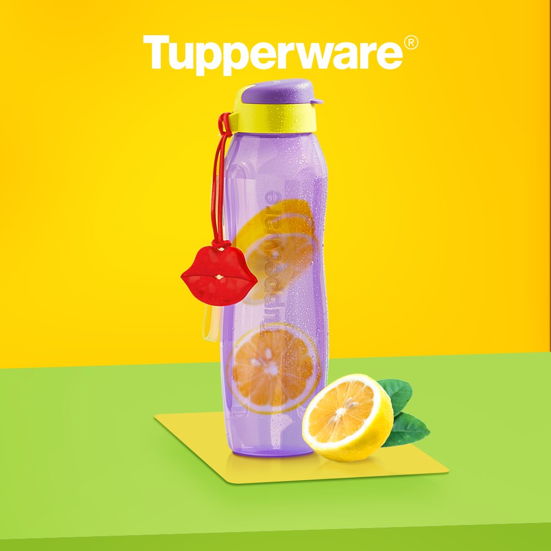 tupperwareID's tweet photo. Biar tidak tertukar dengan adik atau kakak di rumah, tulis nama kamu di Bottle Tag yang menggantung di New Eco Bottle (2). Hidup sehat dan tetap trendi, ya #PakeTupperware!
Miliki New Eco Bottle (2) with Gift sekarang di https://t.co/wNnZ8bOQZY . https://t.co/oUrP4FUcyM