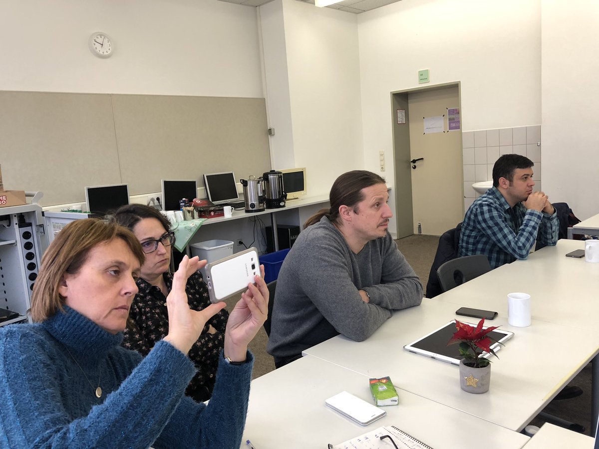 aliciagh_'s tweet photo. No todo es turismo 😊 —> Penúltima reunión del proyecto @ErasmusPlus_pro centrado en estudiantes inmigrantes en las escuelas #STEMSproject #Giessen https://t.co/gqgfVEhncF