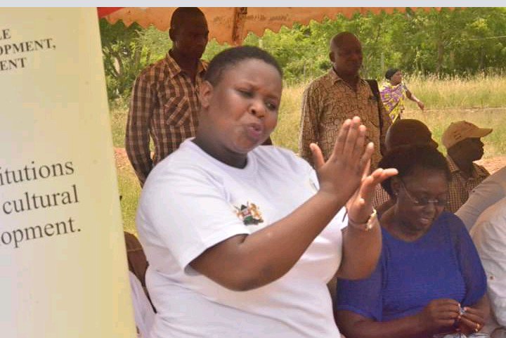 JanetKadide's tweet photo. Sign language is a human right!
#InternationalDisabilityDay 
Being a sign language interpreter is a calling for me https://t.co/3foCrwqPai