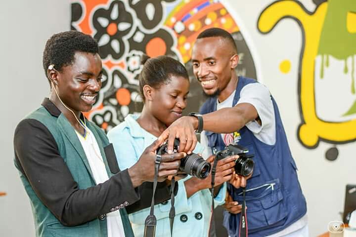ELivelihoods's tweet photo. Congratulations to these trained cinematographers! 

Many thanks to Unlimited Youth Organization, Film Association of Malawi, @star_mediamw @chakuso_media  for imparting skills in these amazing young people that will use it to promote social change through creative storytelling. https://t.co/b23RDzVDHQ