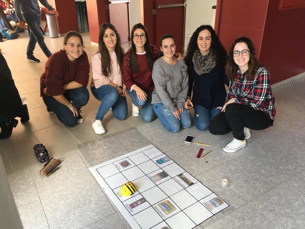 Con un gran equipo, el trabajo es mucha más divertido y fácil #MI1013A 🐝