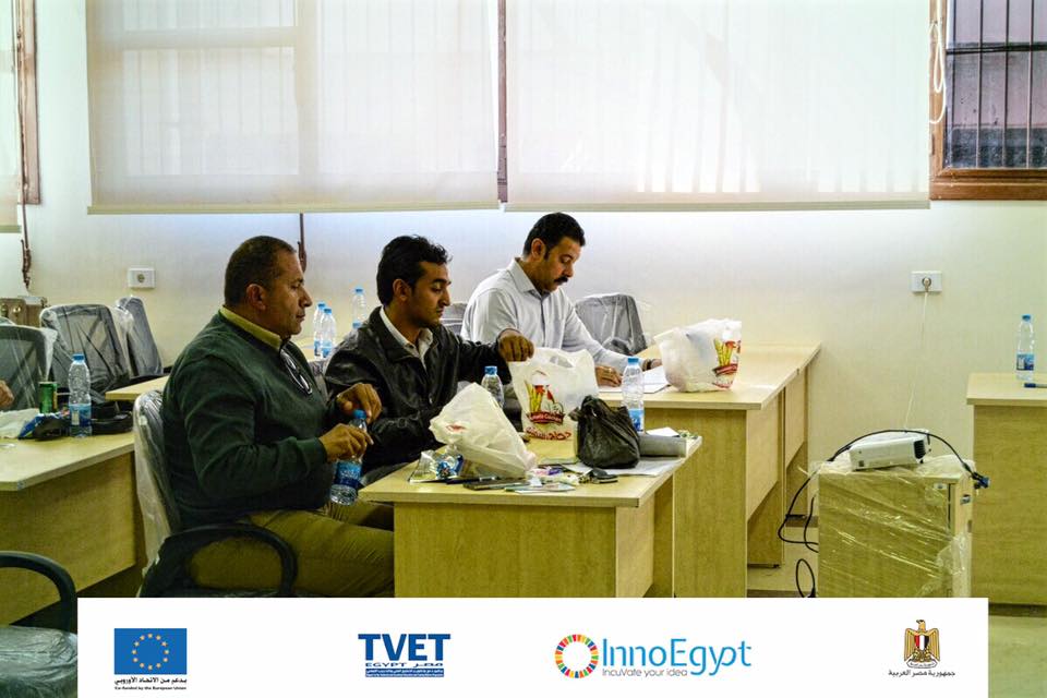 EUInnoEgypt's tweet photo. 🔊Assuit boot camp first day highlights 🔝, InnoEgypt now in upper Egypt 🇪🇬 🤩

#incuVate_Your_Idea
#InnoEgypt
#Entrepreneurship
#Assuit_boot_camp https://t.co/XTTvTDV35p