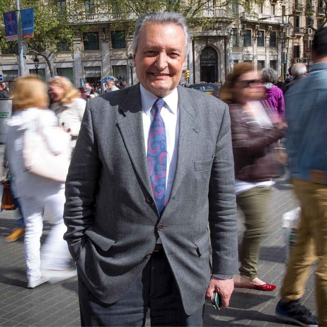 "Per aplicar tranquils el 155 necessitaven que Catalunya no informés al món del que això significava “ <a href="/AngladaMarti/">marti fernandez anglada</a> 
👉 instagram.com/p/Bc7MZVWAH4y/   
📸: <a href="/albertsalame/">Albert Salamé 🏴‍☠️🇬🇱</a>