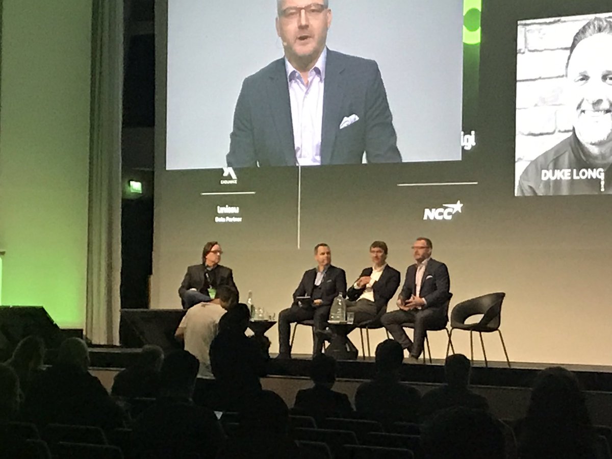 Pushing buttons. Asking hard questions. <a href="/dukelong/">Duke Long</a> having a fireside chat with <a href="/TeemuSuila/">Teemu Suila</a> @kojamofi <a href="/storaenso/">Stora Enso</a> <a href="/samusavo/">Samuli Savo</a> <a href="/Dresdner_Invest/">Jens-Peter Schulz</a> Jens-Peter Schulz @RecoTechFI <a href="/SlushHQ/">Slush</a> #ReCoTechFi #slush18