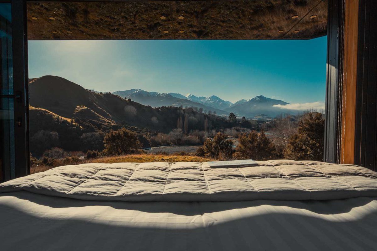 PSExperiences1's tweet photo. An exciting and innovative concept in experiential travel, #PurePods fully immerse travelers in #NewZealand’s pristine nature.
The off-grid, solar powered eco cabins, each of which is sited in an area of spectacular natural beauty, feature glass ceilings and floor.
#Travel https://t.co/5iHfCPEVDR