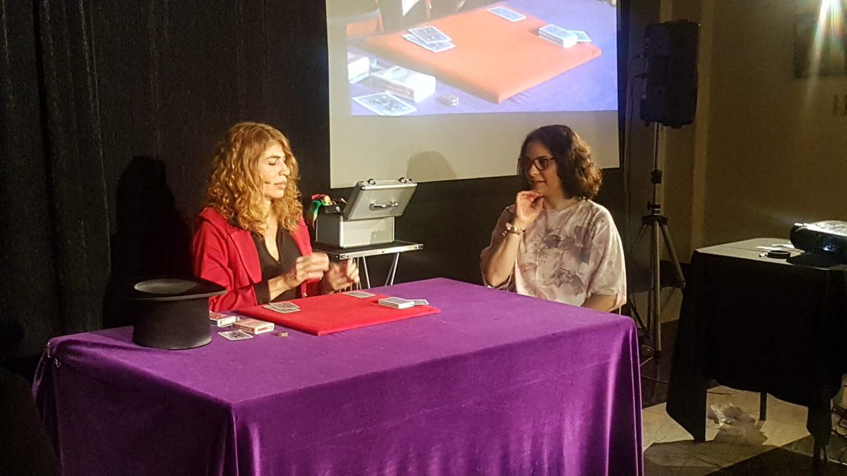 EugeMagia's tweet photo. De la Risa a la Emocion!! Una increible noche, Junto a Claudio Baldoni, Henry Evans y la Maga Caro
#eugepalaciomagia #Vidamágica #magiadebar #magiadesalon #magiadecerca #magiacloseup #espacioculturalhenryevans  @ Almagro, Buenos aires https://t.co/YhrEFoRznY